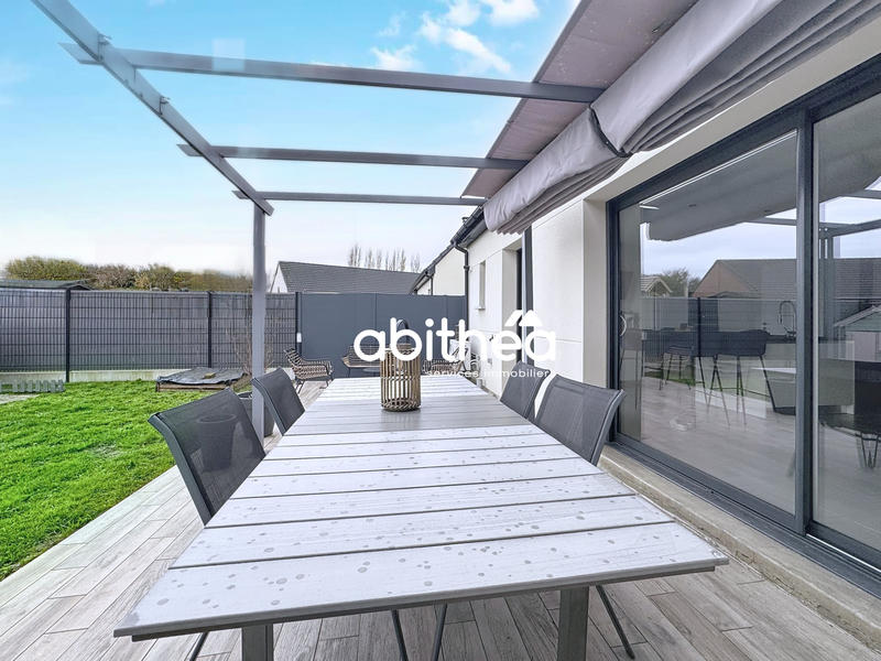 Maison - 108 m² - 5 pièces