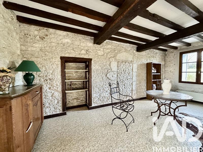 Maison - 271 m² - 10 pièces