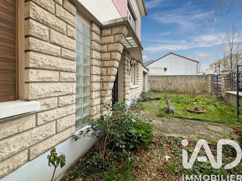 Maison - 146 m² - 8 pièces