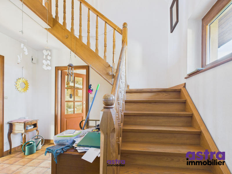 Maison - 143 m² - 7 pièces