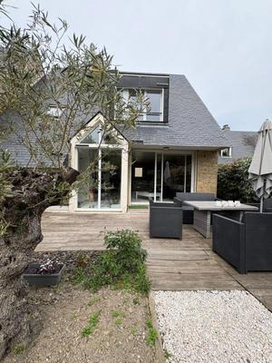 Maison - 94 m² - 5 pièces