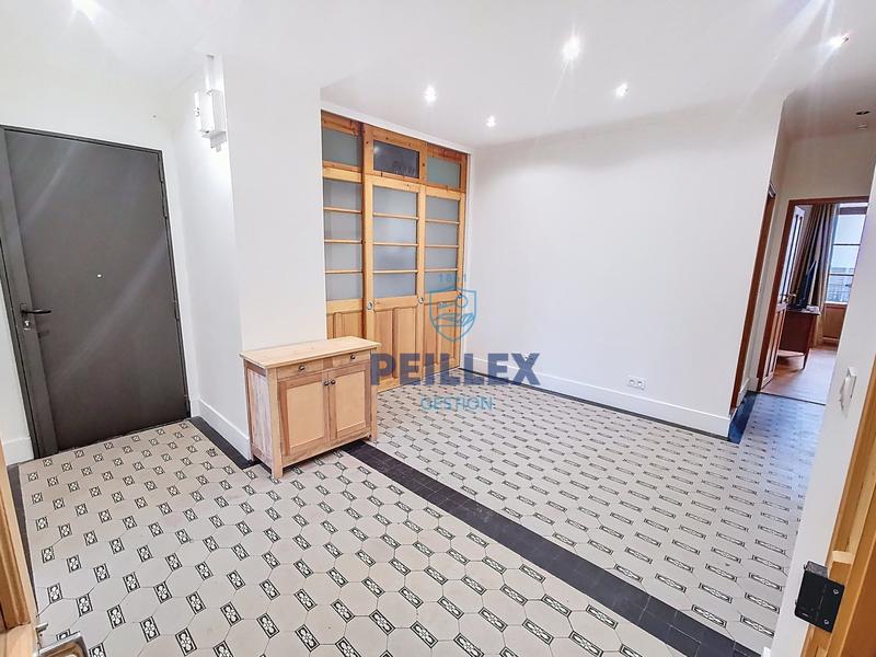 Appartement - 114 m² - 5 pièces