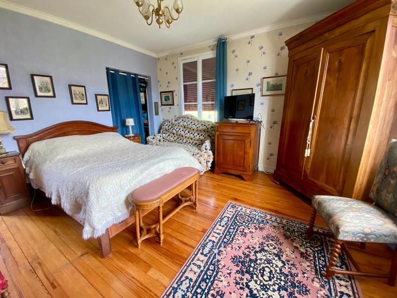 Villa - 180 m² - 5 pièces