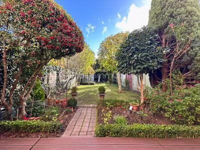 Maison de ville - 70 m² - 4 pièces