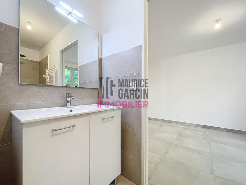 Appartement - 93 m² - 4 pièces