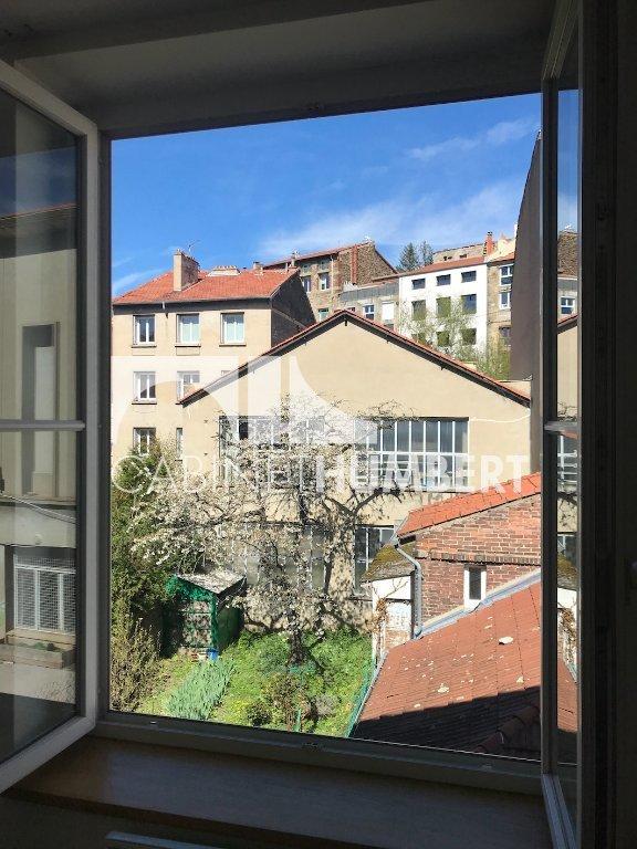 Appartement - 77 m² - 3 pièces