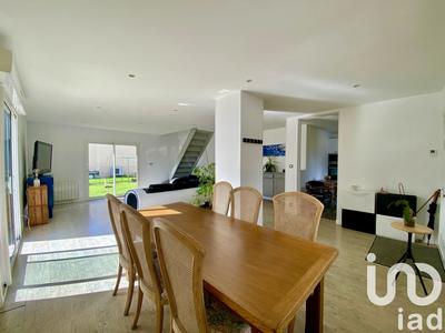 Maison - 97 m² - 6 pièces