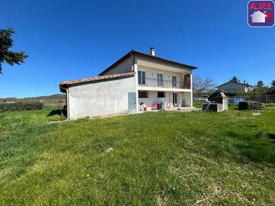 Maison - 151 m² - 6 pièces