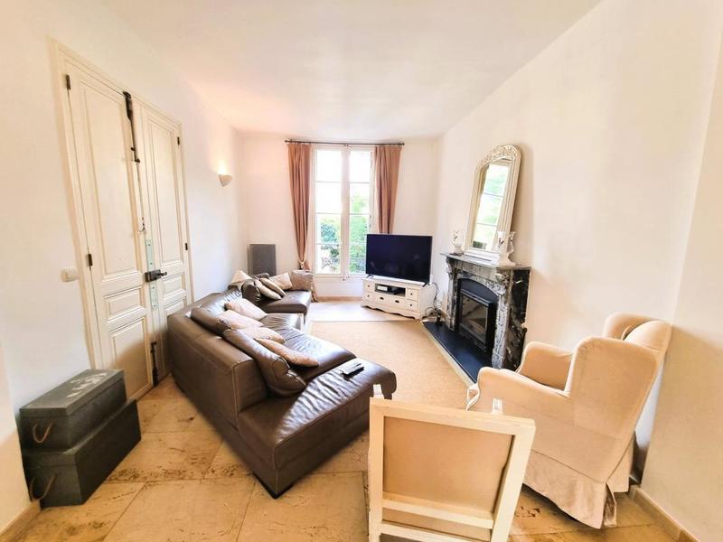 Maison de maîtres - 200 m² - 8 pièces