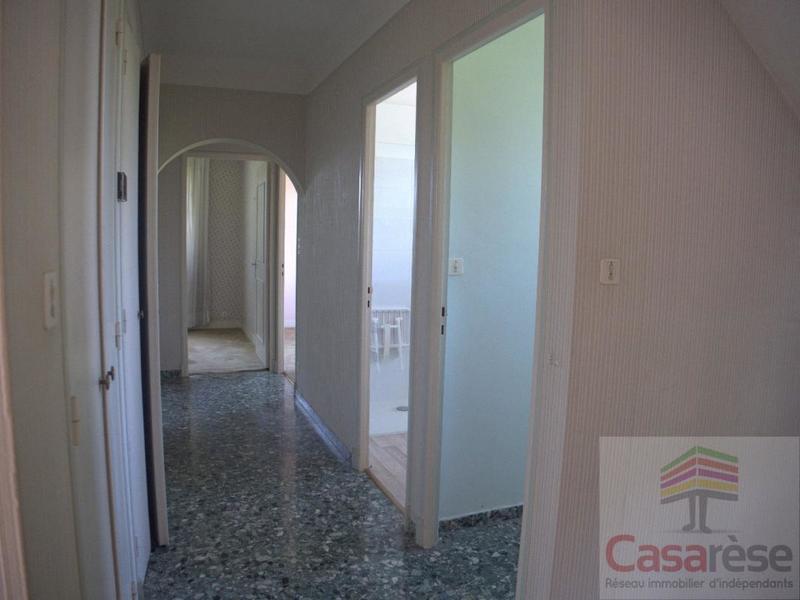 Propriété - 150 m² - 11 pièces