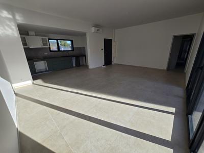 Appartement - 98 m² - 4 pièces