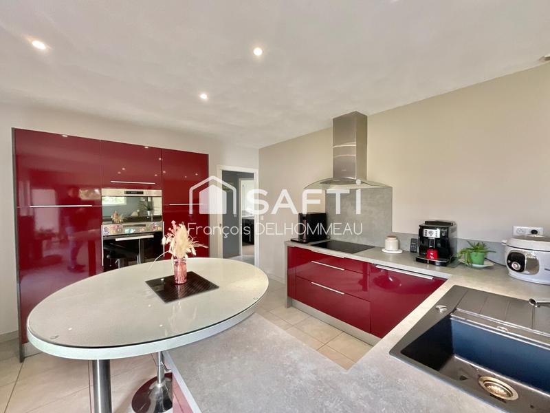 Maison - 137 m² - 7 pièces