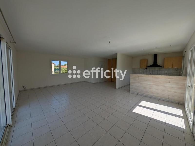 Maison - 96 m² - 4 pièces