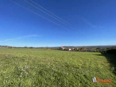 Terrain - 747 m²