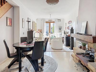 Maison - 101 m² - 6 pièces