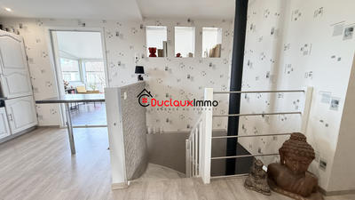 Maison - 146 m² - 6 pièces