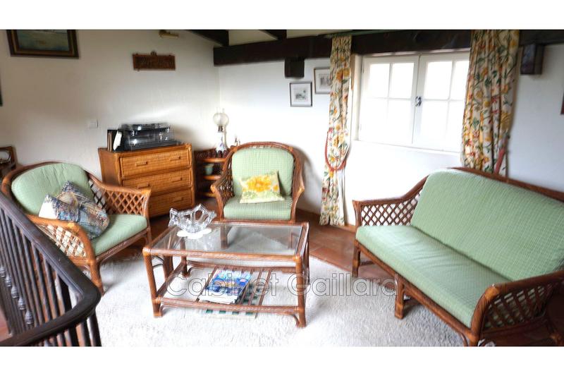 Villa - 250 m² - 8 pièces