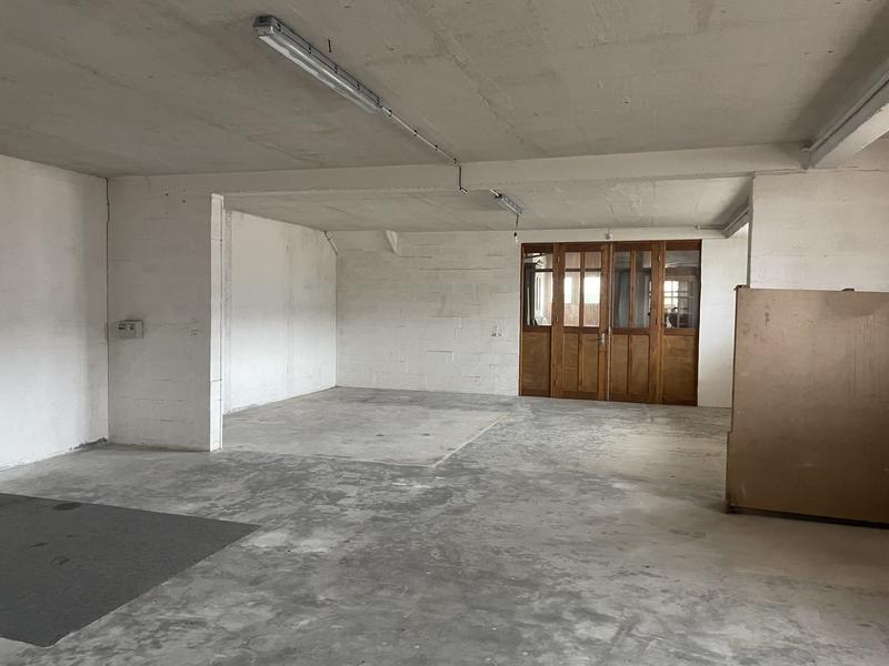 Local d'activités - 163 m²