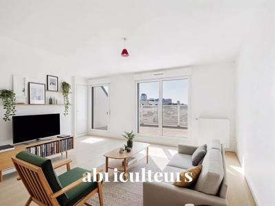 Appartement - 81 m² - 4 pièces