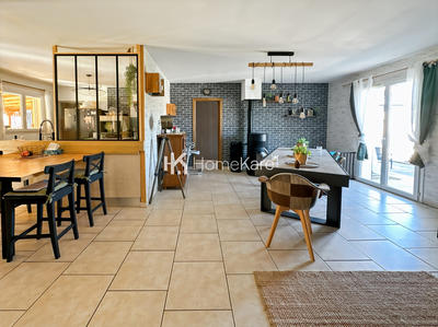 Maison - 105 m² - 4 pièces