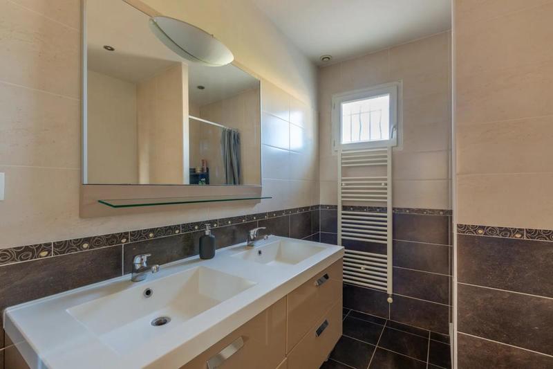 Maison - 176 m² - 5 pièces