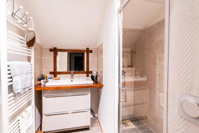 Corps de ferme - 190 m² - 9 pièces