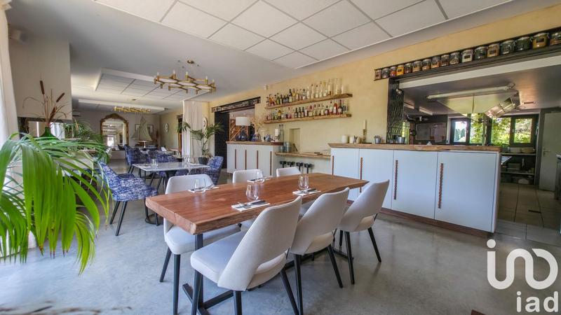 Maison - 265 m² - 5 pièces