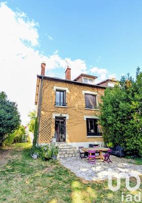 Maison - 160 m² - 7 pièces