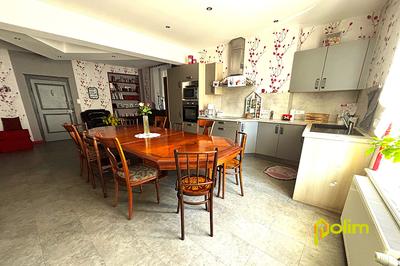 Maison - 171 m² - 5 pièces