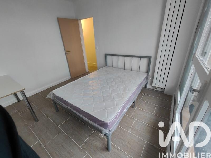 Appartement - 97 m² - 6 pièces