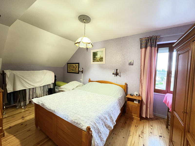 Maison de village - 109 m² - 8 pièces