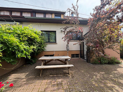 Maison - 103 m² - 5 pièces