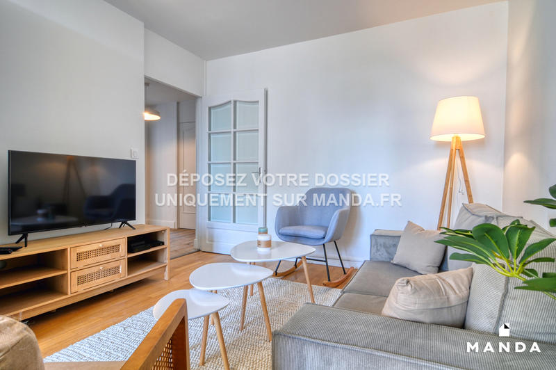 Chambre - 10 m² - 5 pièces