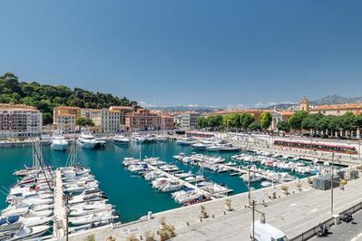 Appartement - 116 m² - 2 pièces