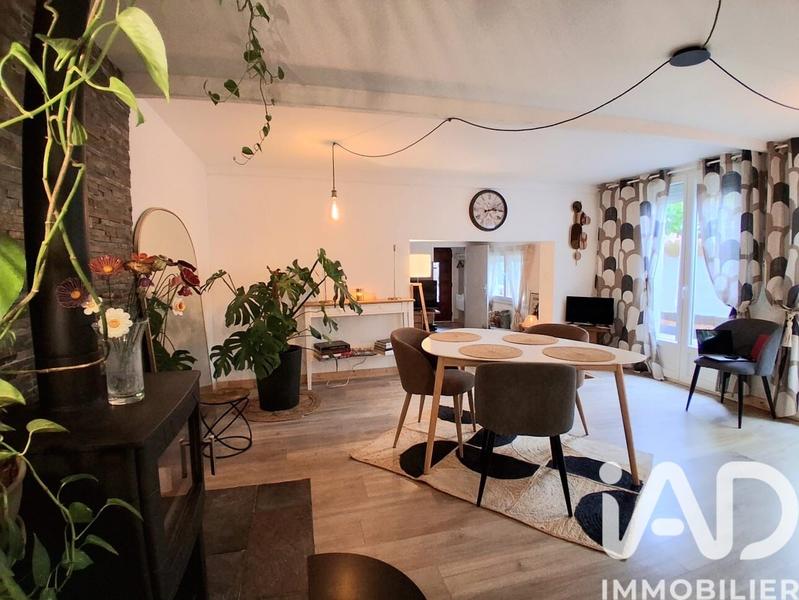 Maison - 104 m² - 4 pièces