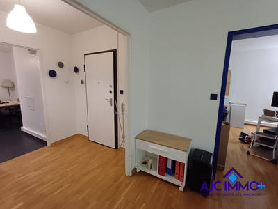 Appartement - 97 m² - 4 pièces