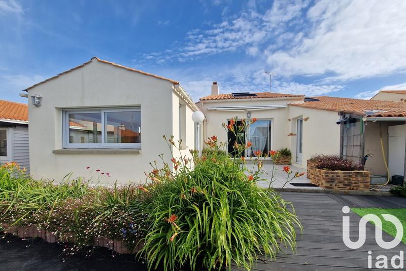 Maison - 140 m² - 5 pièces