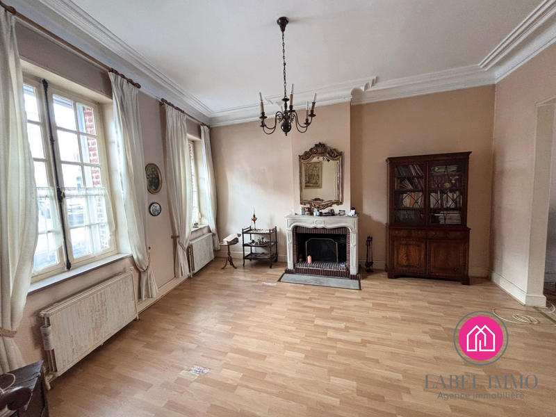 Maison - 189 m² - 6 pièces