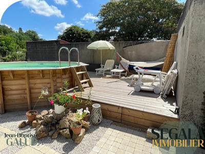 Maison - 140 m² - 5 pièces