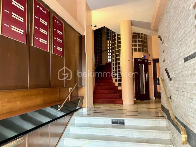 Appartement - 144 m² - 5 pièces