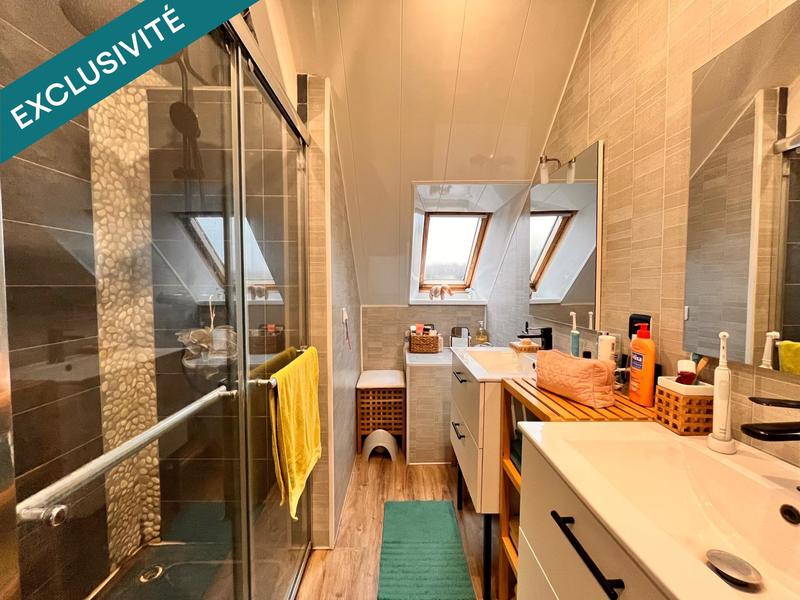 Maison - 220 m² - 6 pièces