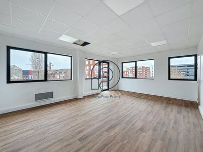 Local d'activités - 370 m²