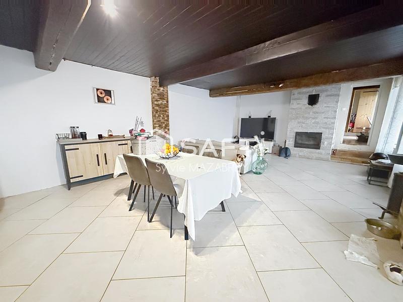 Maison - 215 m² - 8 pièces