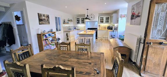 Longère - 182 m² - 5 pièces