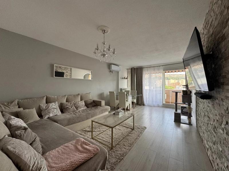 Appartement - 69 m² - 3 pièces