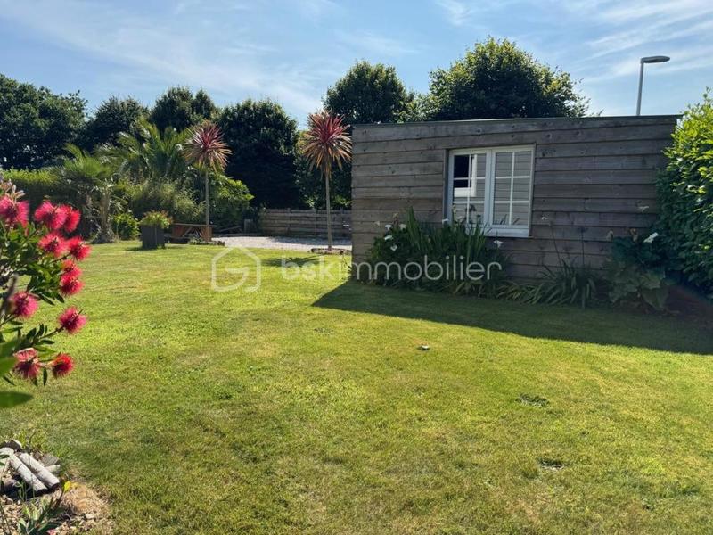 Maison traditionnelle - 135 m² - 8 pièces