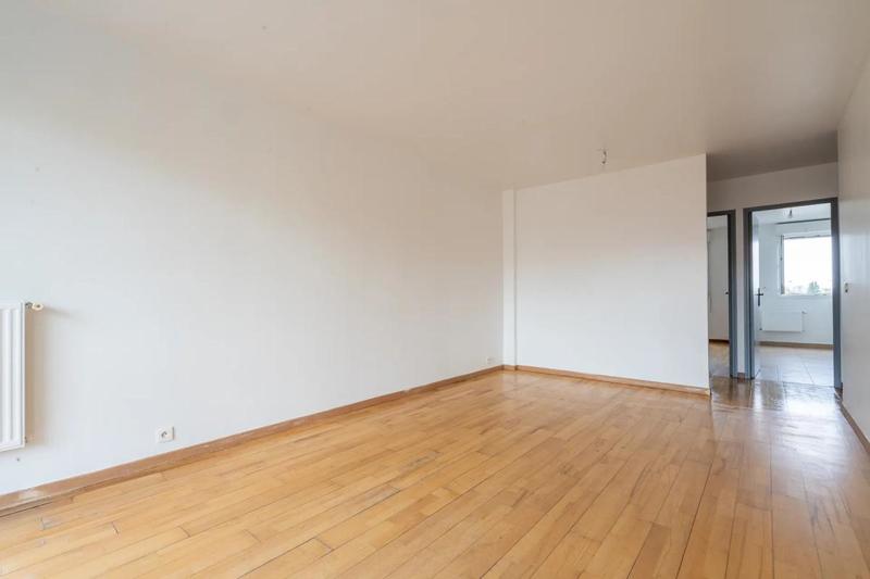 Appartement - 67 m² - 5 pièces