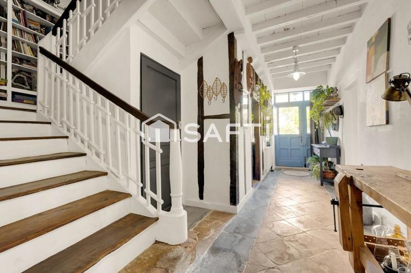 Maison - 165 m² - 6 pièces