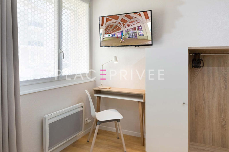 Immeuble - 20 pièces