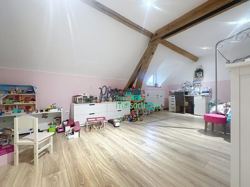 Maison - 191 m² - 6 pièces